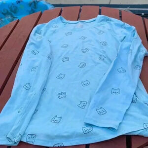 (five for $25) Justice summerweight, long sleeve Tee w cat pattern & rounded hem